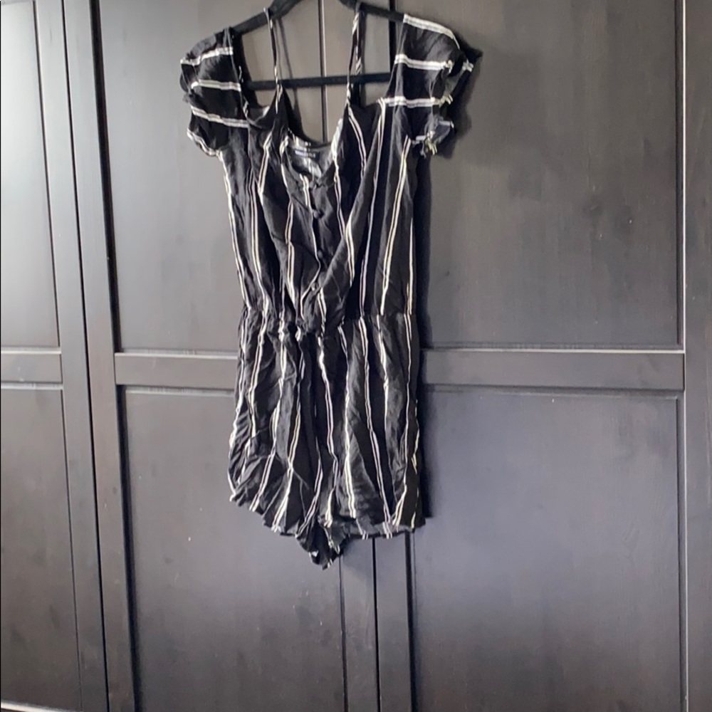 Romper - Picture 2 of 6
